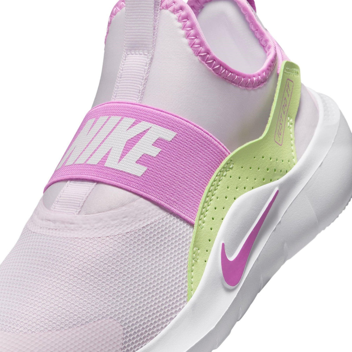 Nike Cosmic Runner