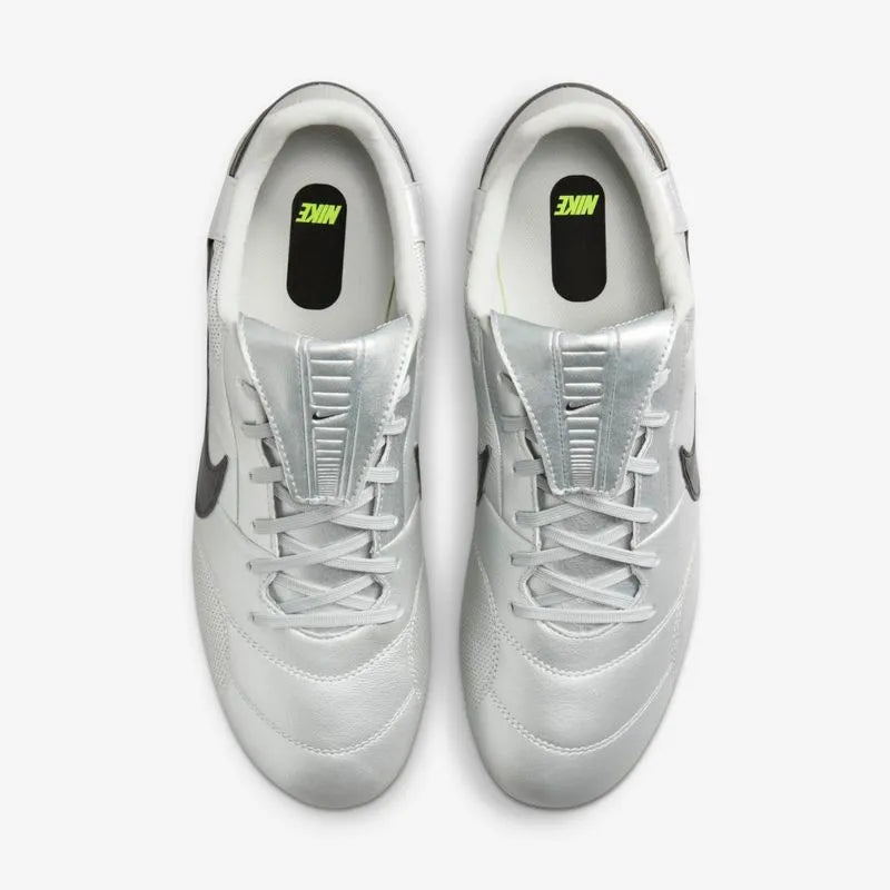Nike Premier 3