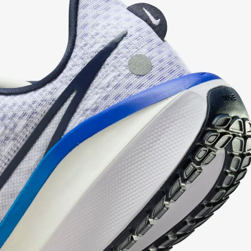 Nike Vomero 17