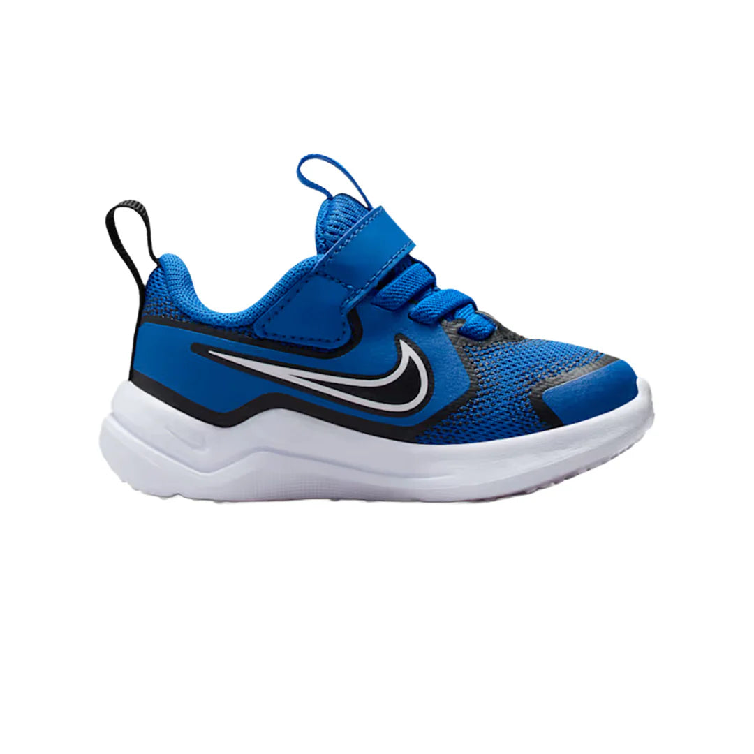 Nike Cosmic Runner