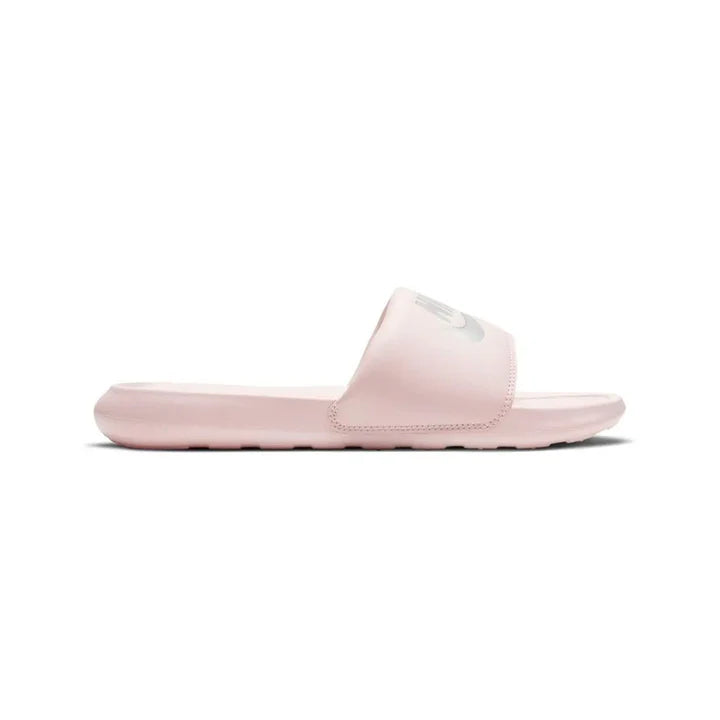 Nike Victori One