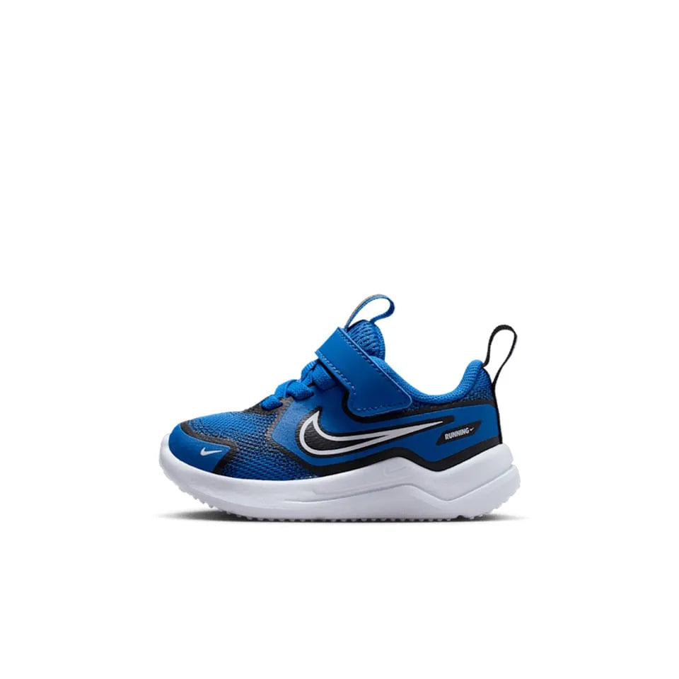 Nike Cosmic Runner
